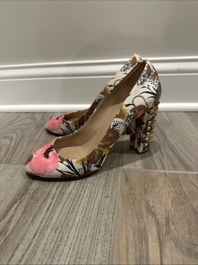 Floral Pink Accent Block Heel Pumps